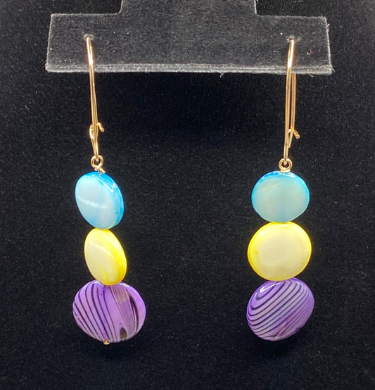 Dyed Shell and Glass Beaded Necklace, Bracelet and Earring Set