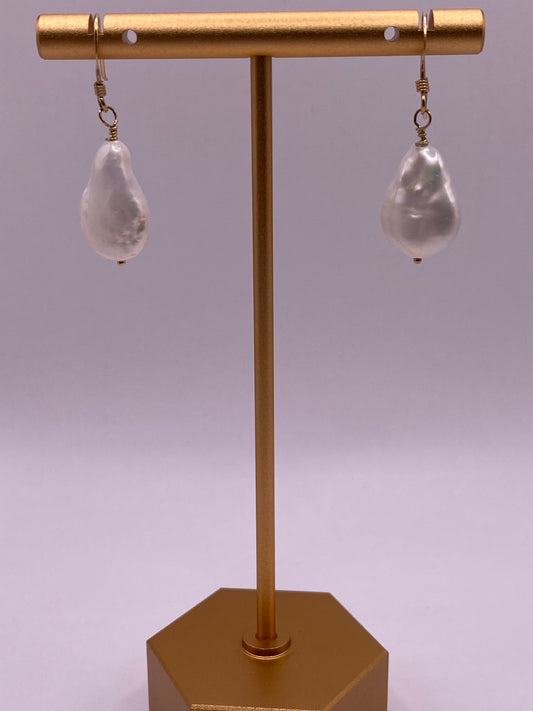 Freshwater Pearl Earrings