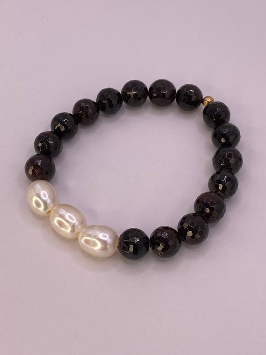 Garnet Bracelet with Pearls