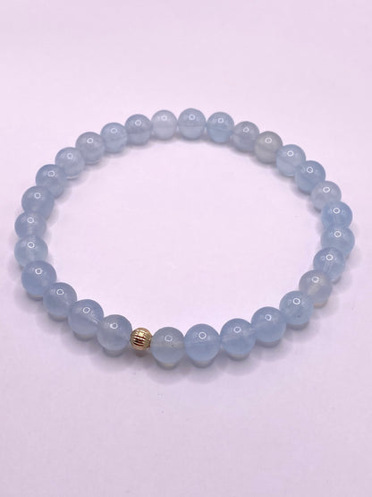 Aquamarine beaded bracelet