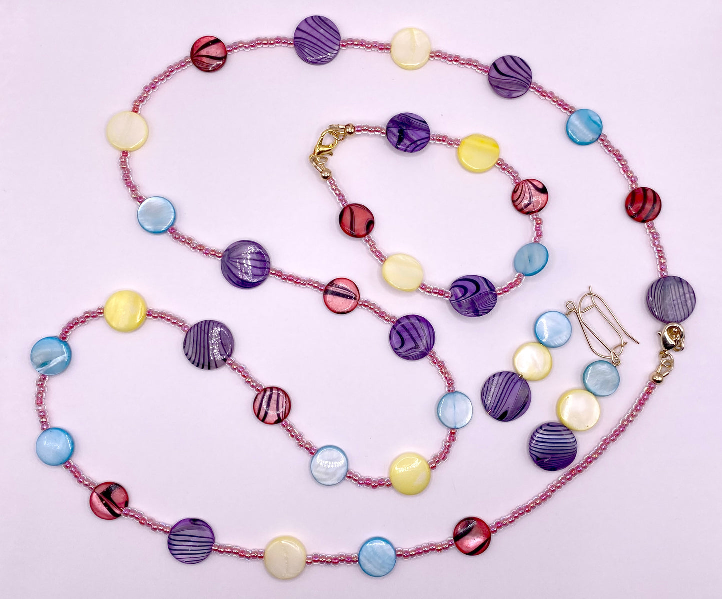 Dyed Shell and Glass Beaded Necklace, Bracelet and Earring Set