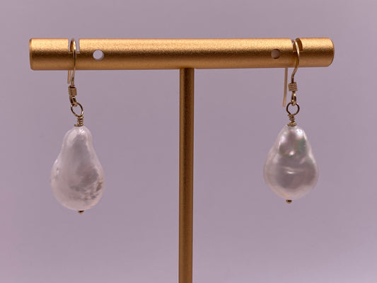 Freshwater Pearl Earrings