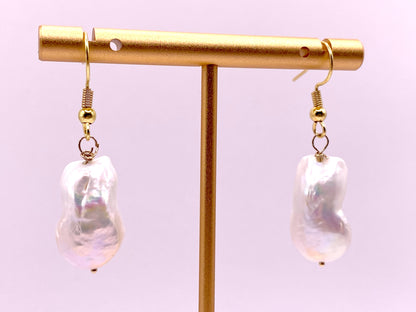 Freshwater Pearl Earrings