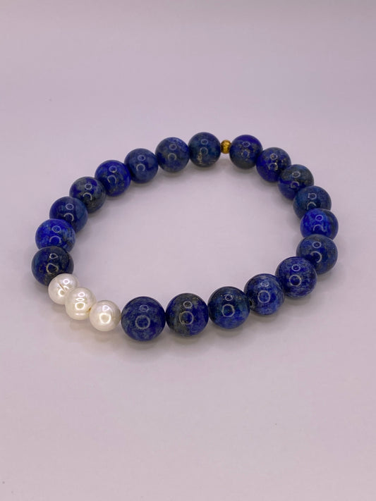 Lapis Lazuli and Three Pearl Bracelet