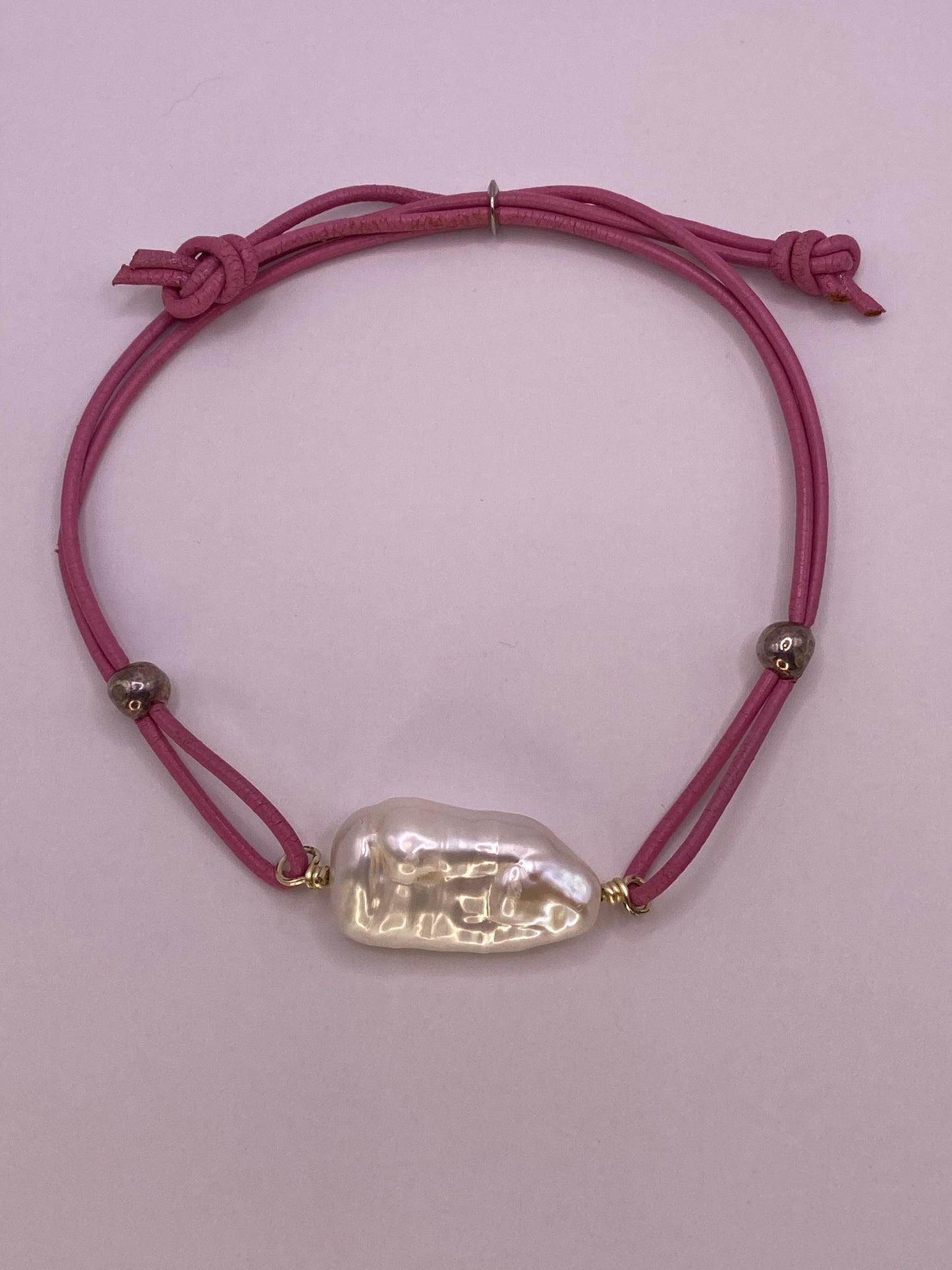 Baroque Pearl and Pink Leather Bracelet